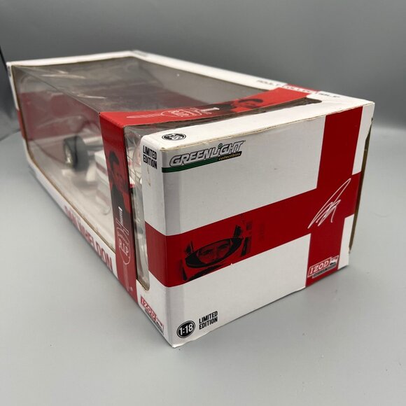 Greenlight-1:18 Scale Dan Wheldon In Memoriam Indy Car 2012 Brickyard Authentics - Picture 5 of 16